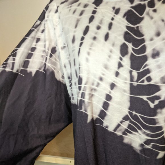 Slouchy Purple and White Tie Dye Pullover - Picture 3 of 3